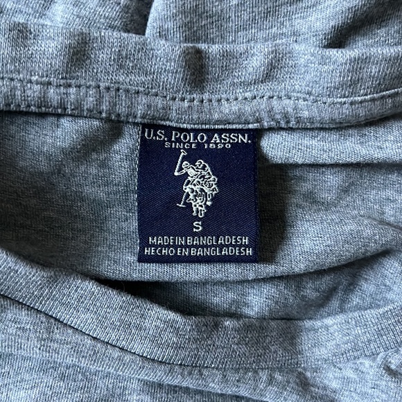 2 Polo Assn T-Shirts - Picture 3 of 3